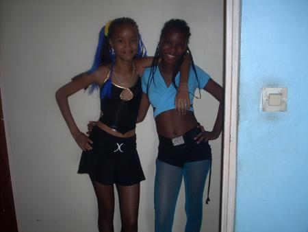 !i!i!i ma puce and ma sista !i!i